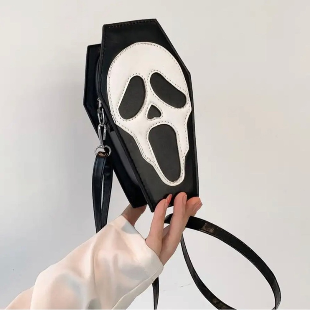 🎃 Spooky Season Halloween Bag Coffin Shape 💀⚰️👻